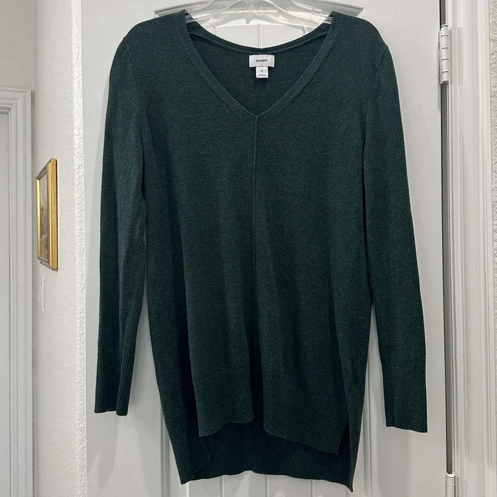 Green Old Navy Sweater